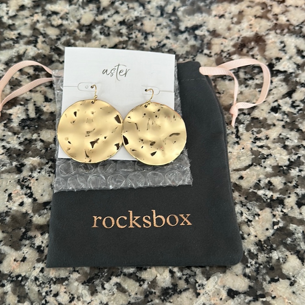 Aster gold earrings - new from rocks box